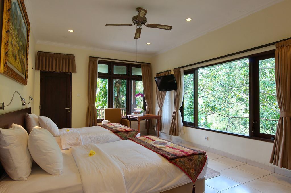 เซ็มปากา เบลิมบิง Hotel Blimbing  ภายนอก รูปภาพ